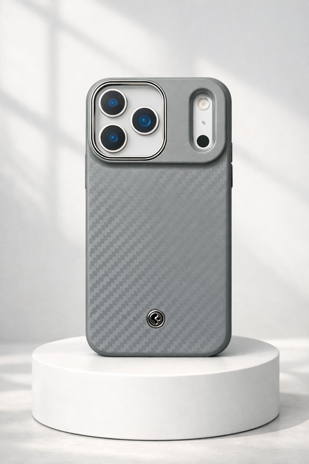 Spigen Titan Carbon Armor iphone Case
